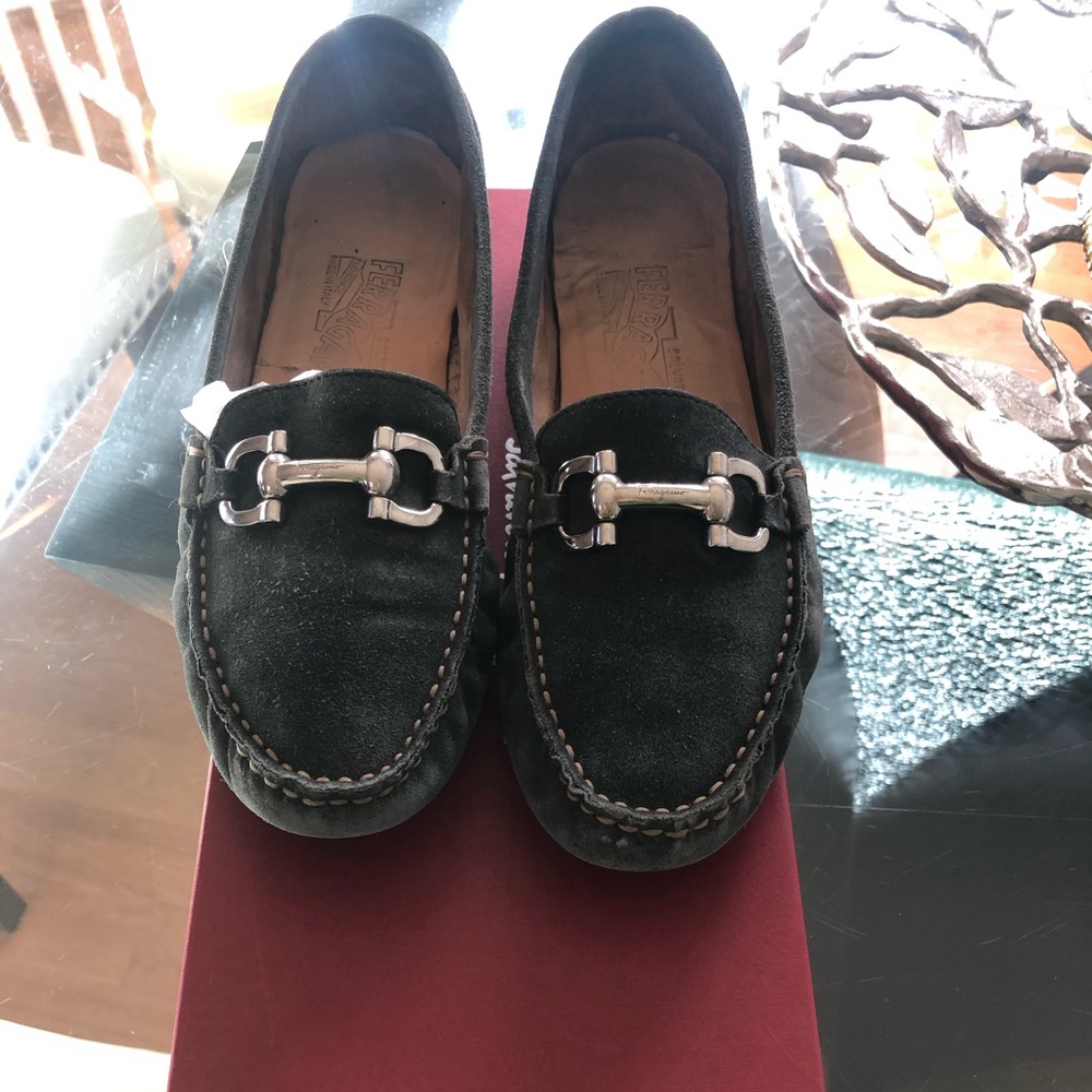 Authentic Salvatore Ferragamo Suede flats
